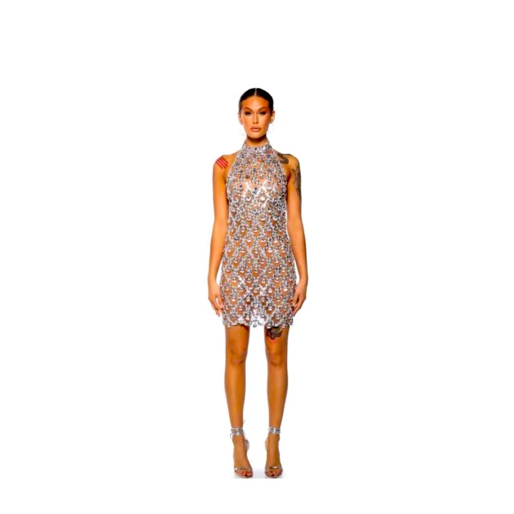 EMBELLISHED MINI DRESS IN SILVER